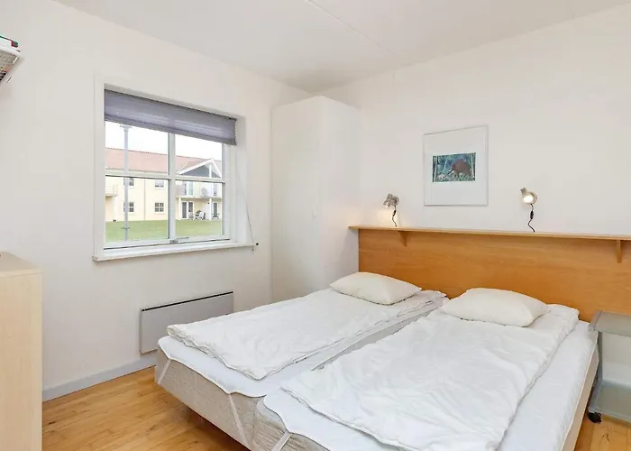 Apartamento Hals Apartment 100M From Beach