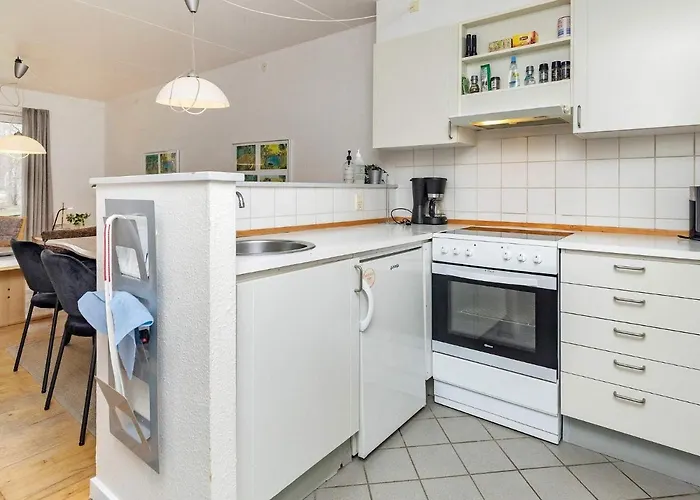 Apartamento Hals Apartment 100M From Beach