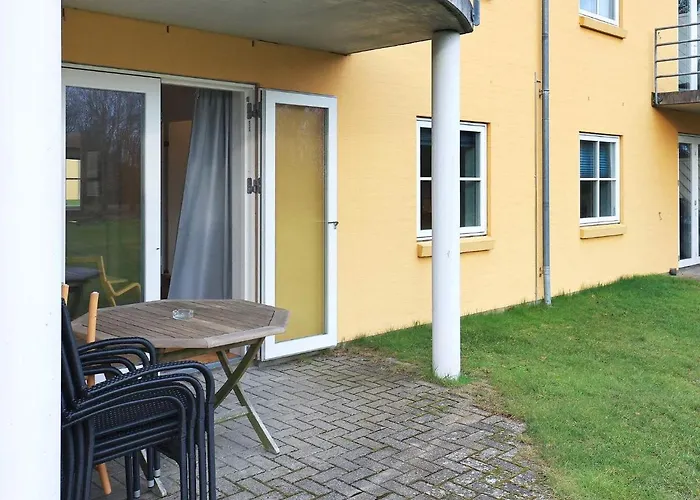Apartamento Hals Apartment 100M From Beach Hals