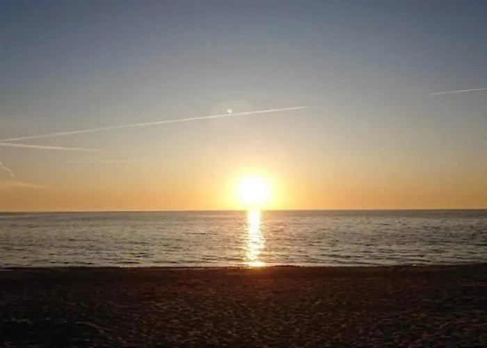 Hals Apartment 100M From Beach Hals
